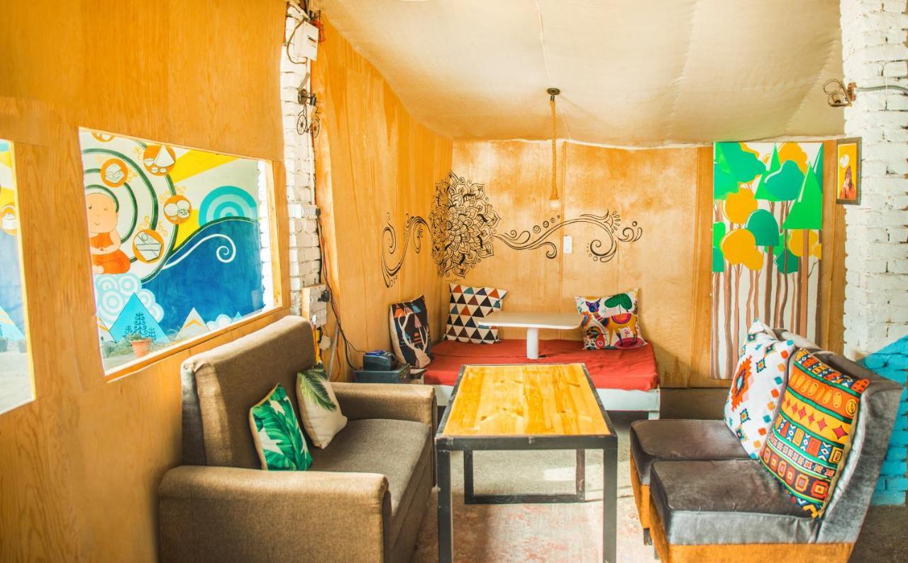 Young Monk Hostel & Cafe Old Manali Exterior foto